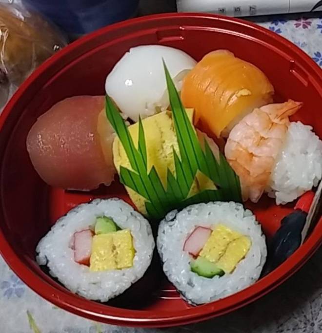どきどき♥レストラン: [終了] 伝統料理ご紹介 - ニックネーム　早川　　日本のにぎり寿司　日本と言えばにぎり寿司だよね♡　とても美味しいです♡ image 2